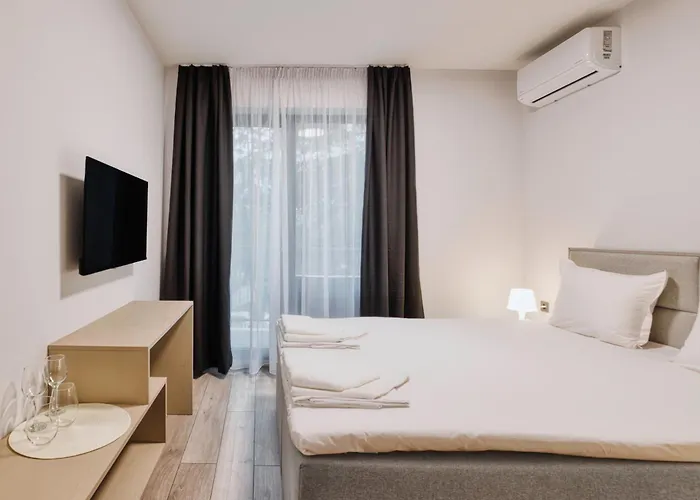 Marina Bay Kraymorie Apartment *